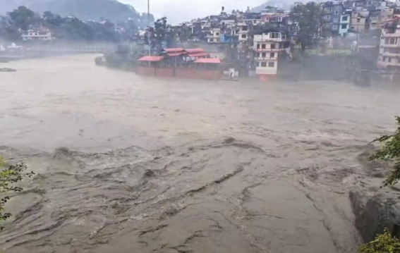 Cloudburst and flood havoc in the mandi